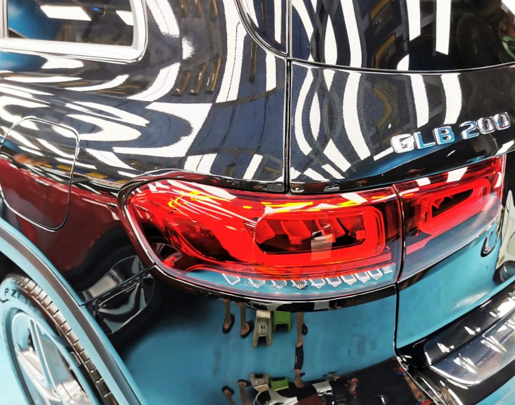 The coated bonnet of the GLB200 under workshop lighting.