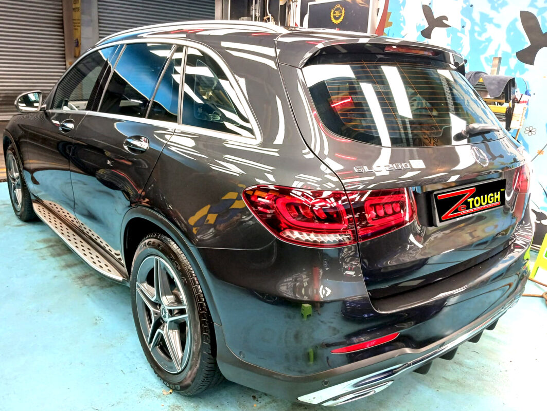 Front three-quarter view of the Mercedes-Benz GLC200 after coating.