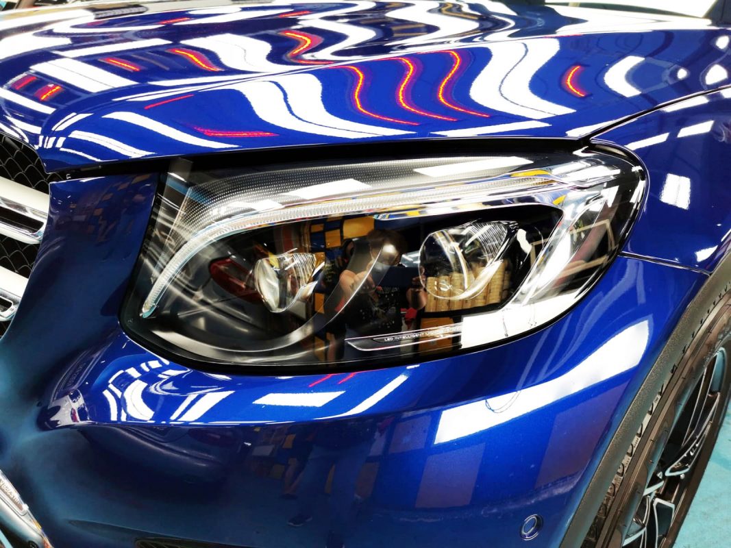 The GLC200's coated paintwork showing clean reflections.