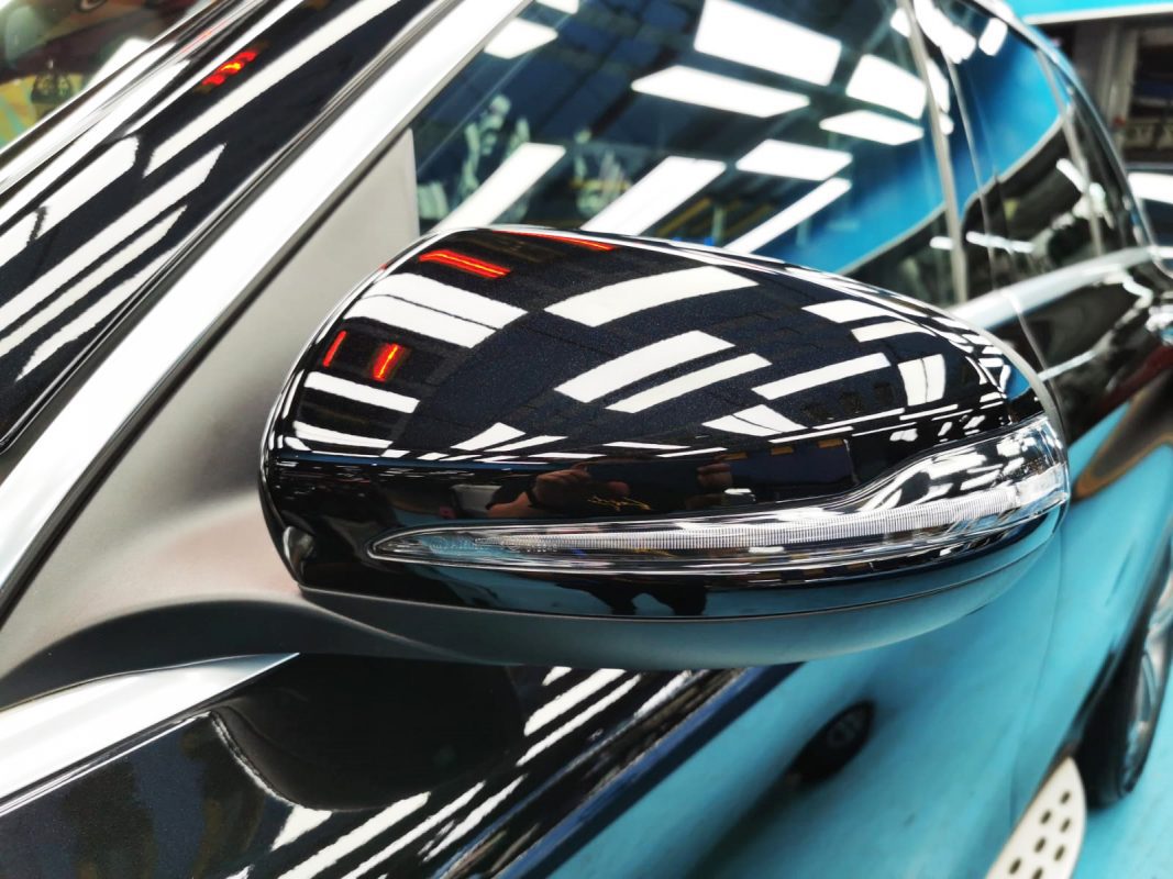 Side panel of the GLC250 with the ceramic finish locked in.