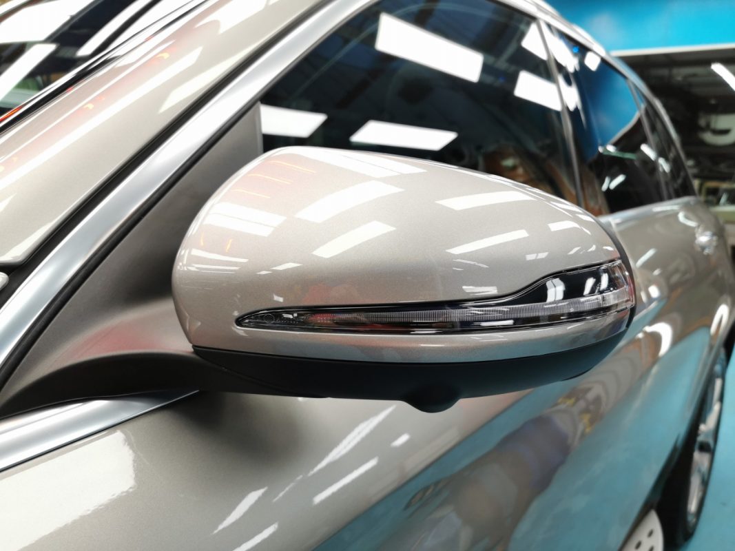 Side panel of the Mercedes-Benz GLC300 AMG with the titanium finish locked in.