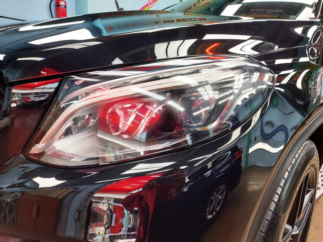 The GLE450 AMG's coated paintwork showing clean reflections.