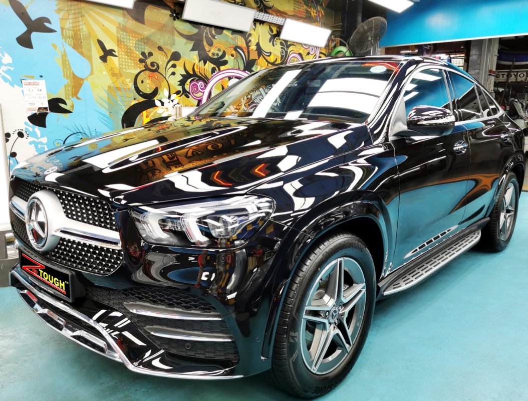 Mercedes-Benz GLE450, sealed with ZeTough Ceramic at Revol Carz.