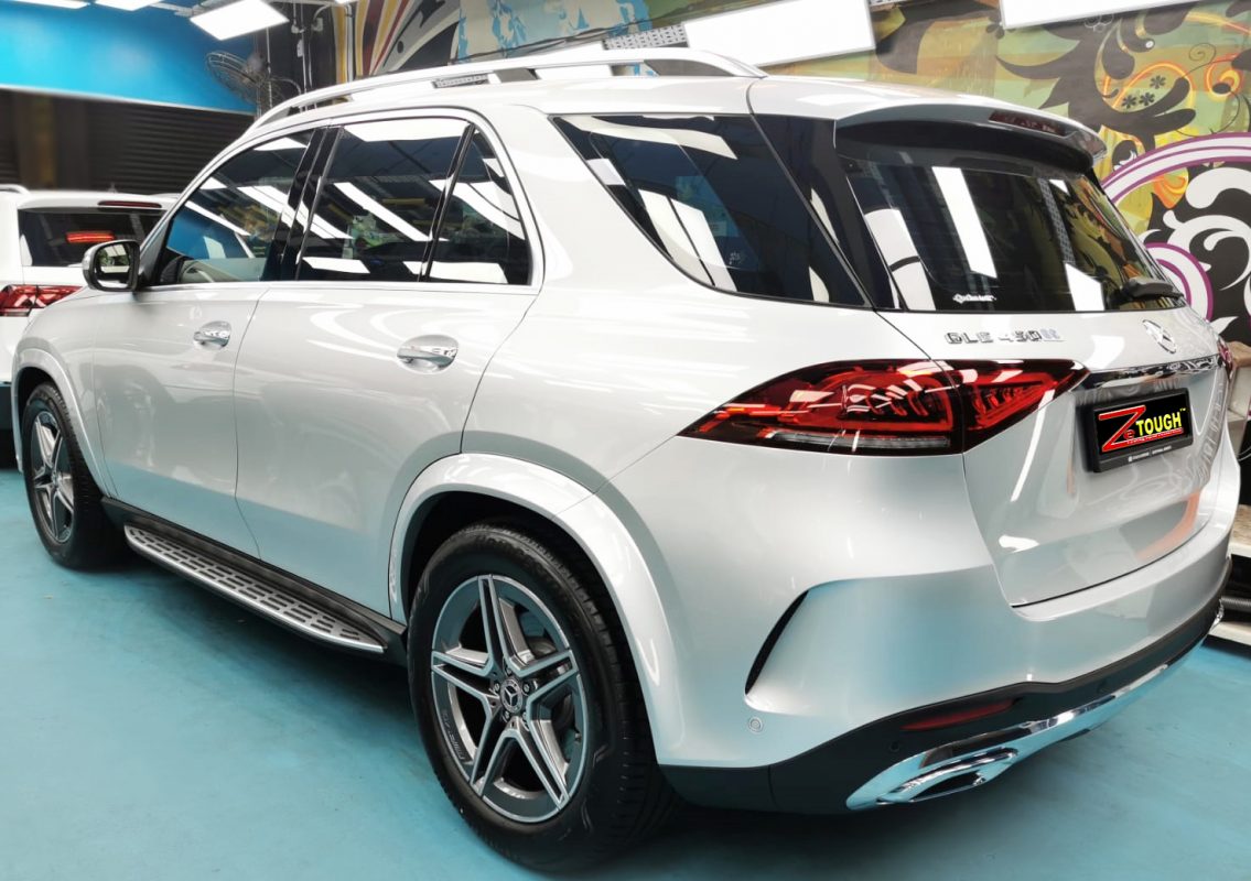 Rear quarter of the Mercedes-Benz GLE450, glossy and protected.