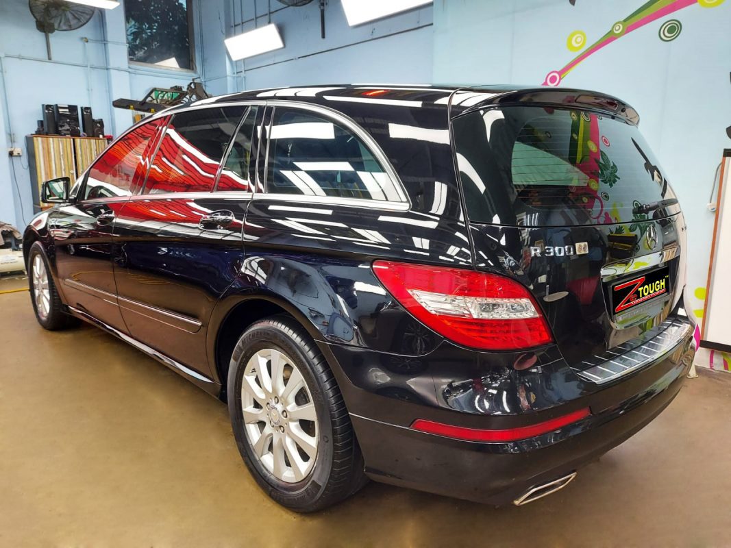 Front three-quarter view of the R300L after coating.