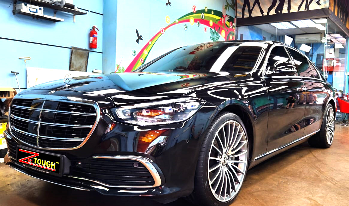 Mercedes-Benz S450L, sealed with ZeTough Ceramic at Revol Carz.