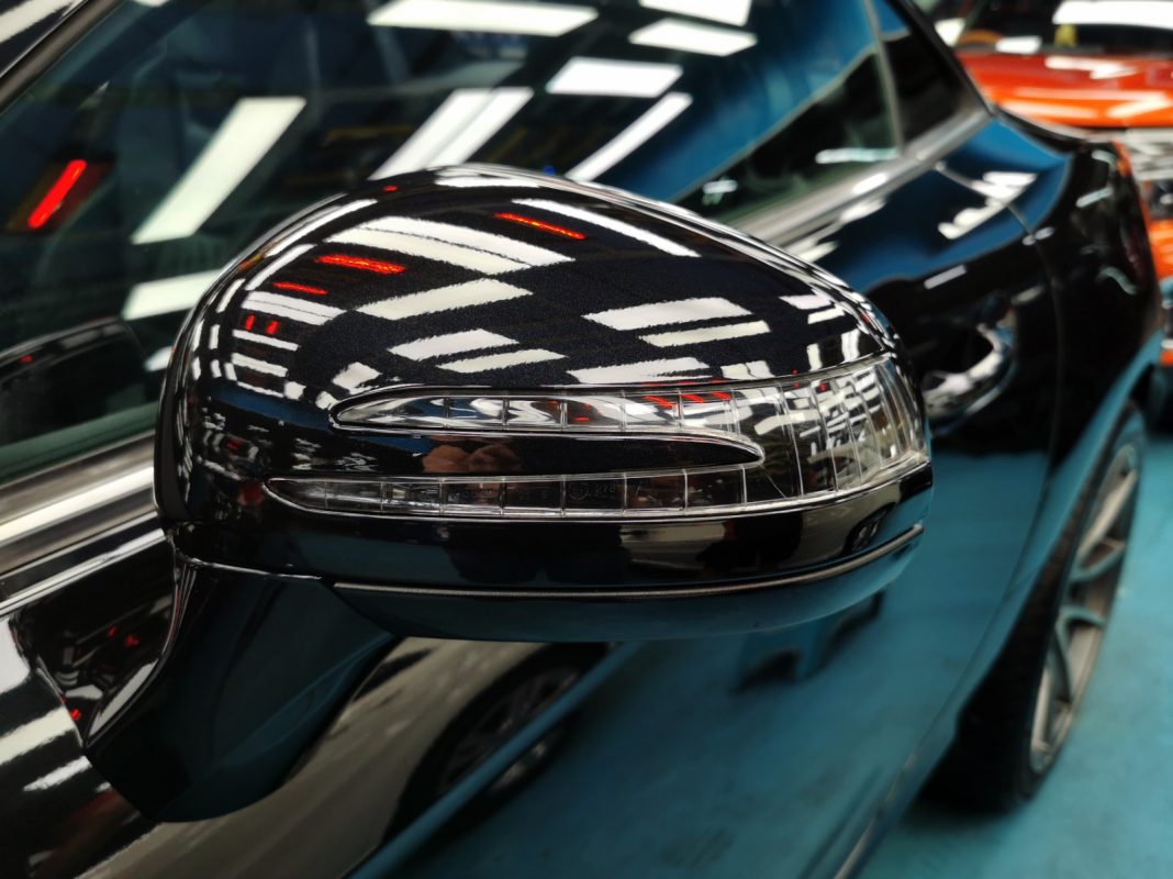 A finished detail of the resprayed SLK200.