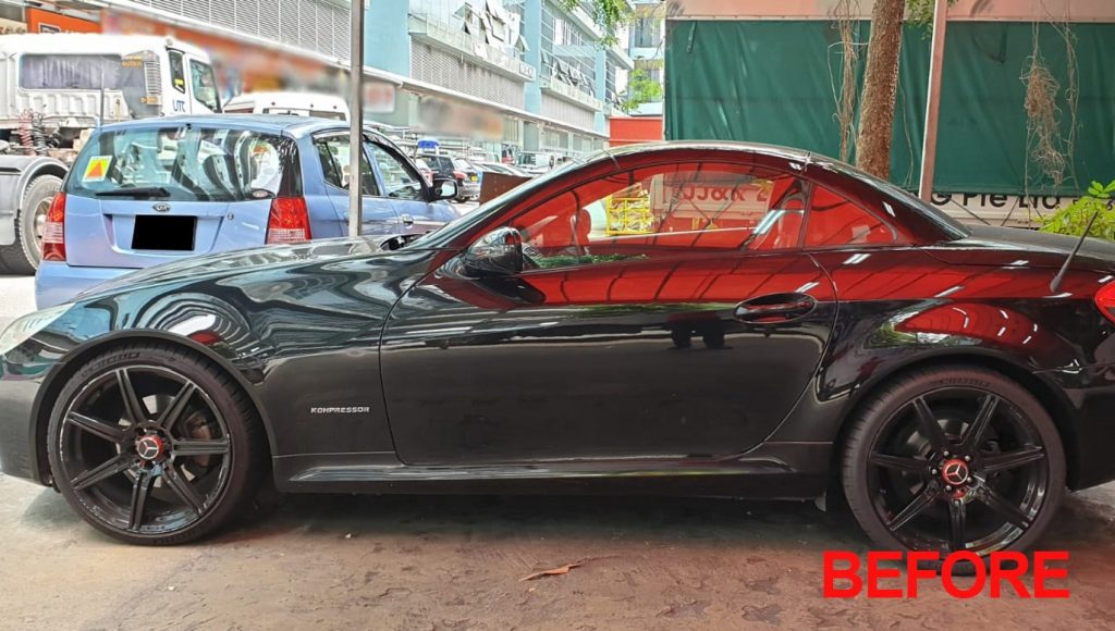 Glossy body panels on the SLK200 after the ceramic coating.