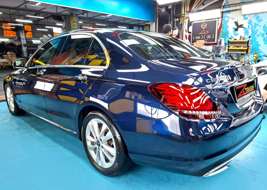 The Mercedes-Benz C180 after its ZeTough coating.
