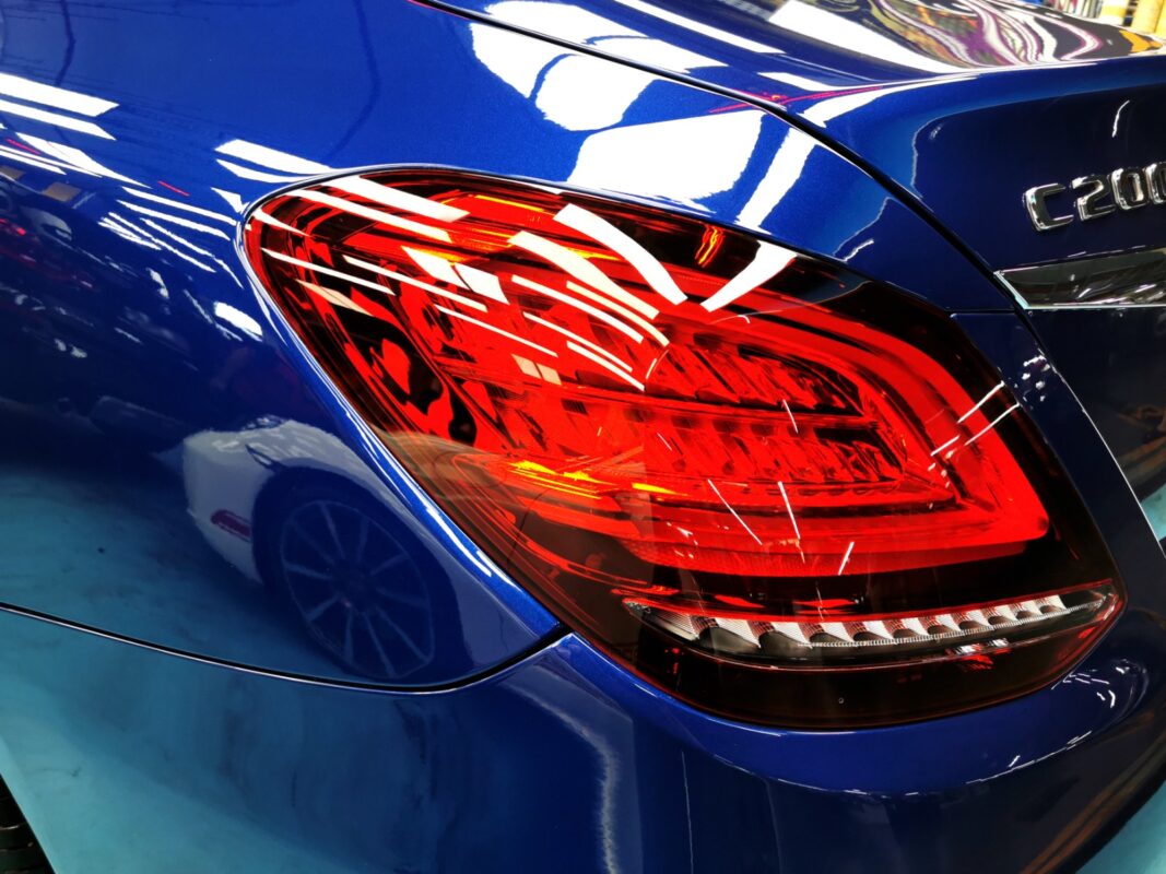 After: the Mercedes-Benz C200's tail light detail, glossy and sealed with a ZeTough Titanium coating.