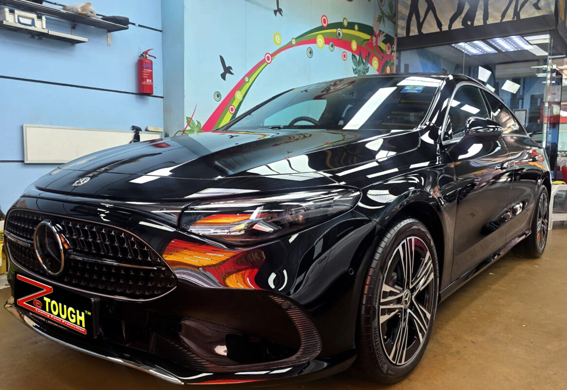 Mercedes-Benz CLA180, glossy after its ZeTough Ceramic coating.
