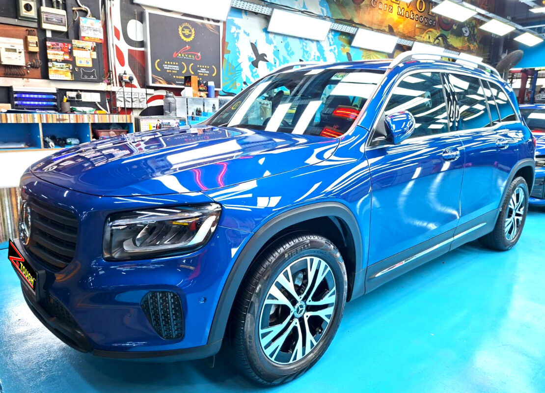 Mercedes-Benz GLB180, glossy after its ZeTough Ceramic coating.