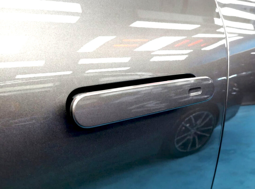 The coated paintwork of the MG IM5, clean and sharp.