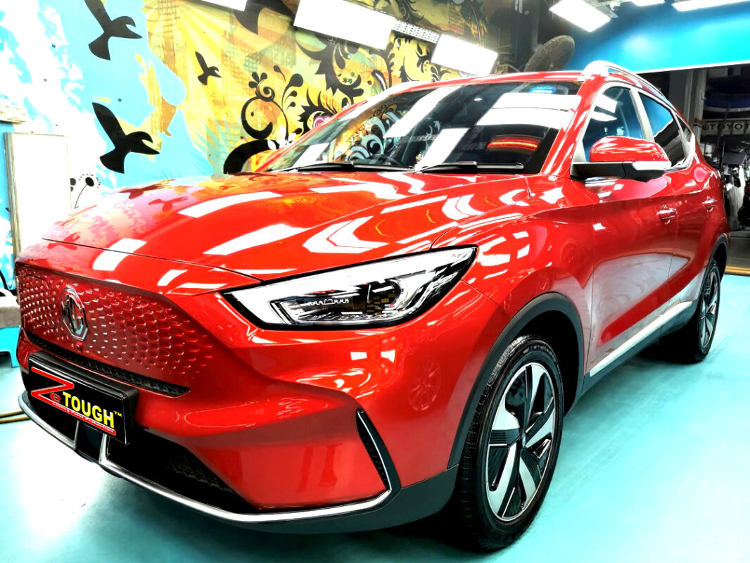 MG ZS, glossy after its ZeTough Ceramic coating.