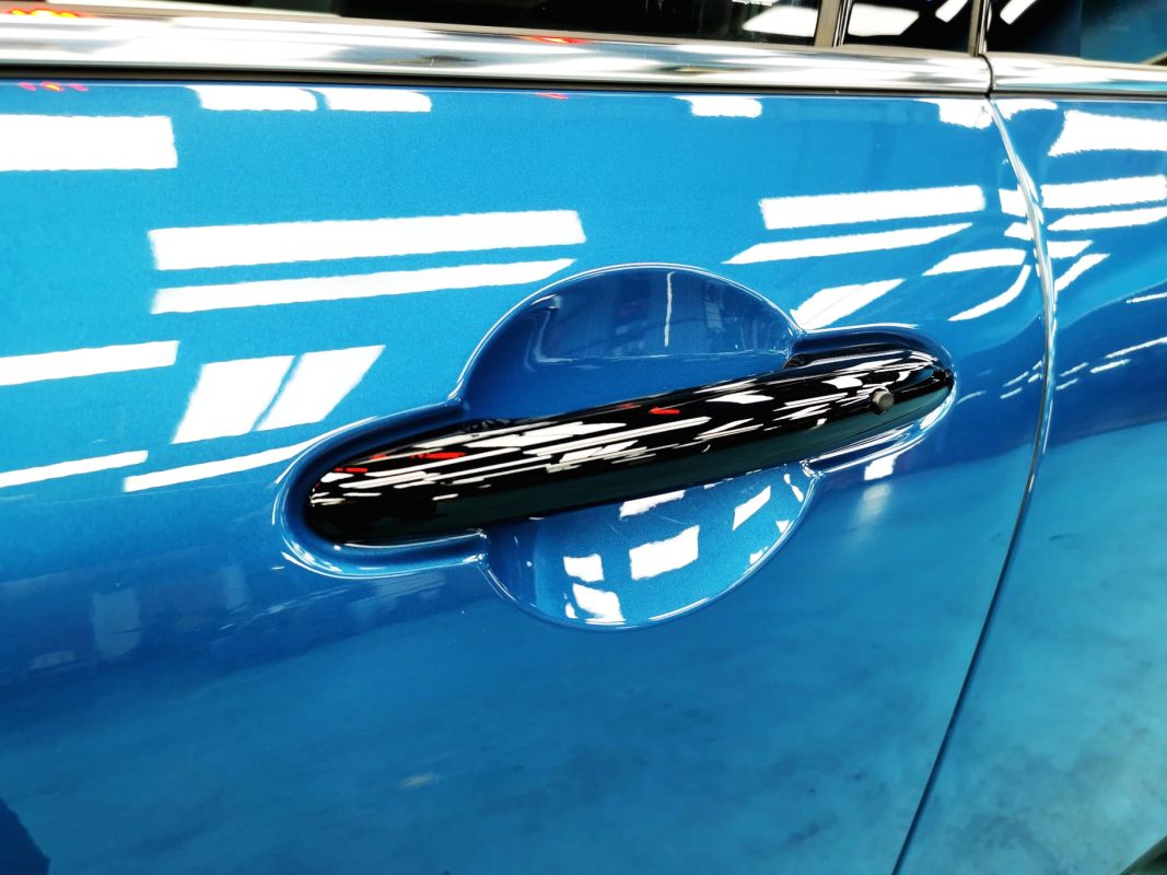 Front three-quarter view of the MINI Clubman Cooper after coating.