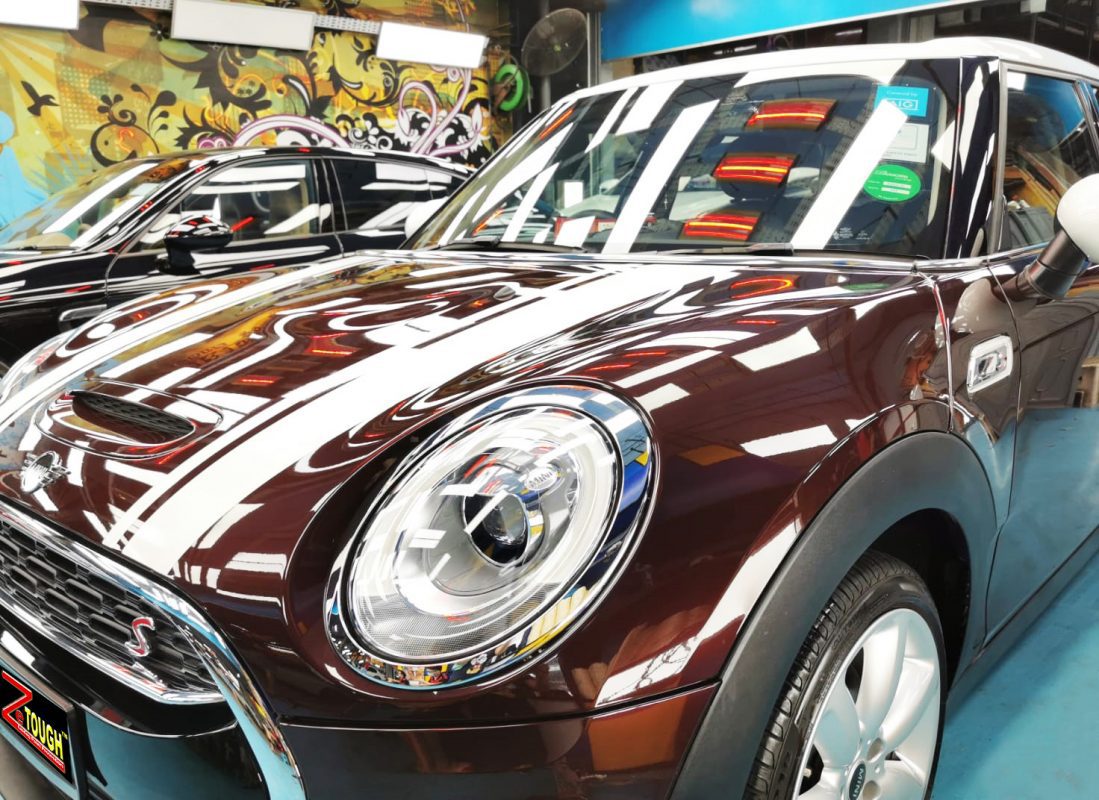 The MINI Cooper S Clubman from a side angle after the ceramic coating.