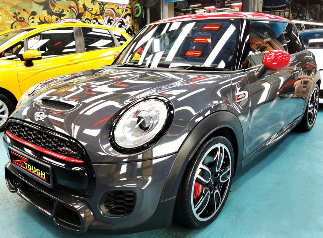 MINI John Cooper, sealed with ZeTough Ceramic at Revol Carz.