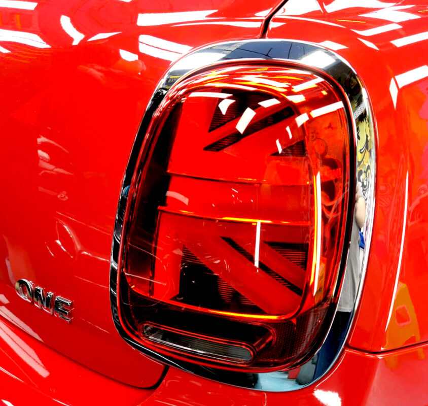 Wheel and arch detail on the freshly coated MINI One.