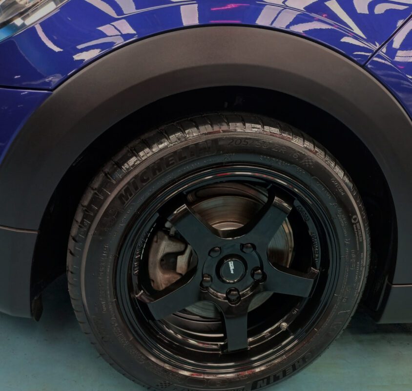 Detail of the MINI One's bodywork sealed with ZeTough Ceramic.
