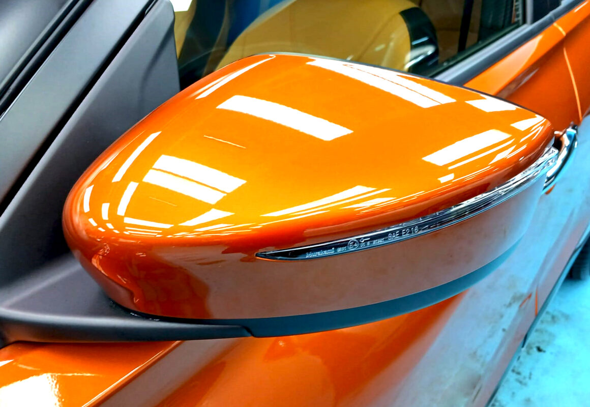 Side panel of the Nissan Kicks with the titanium finish locked in.