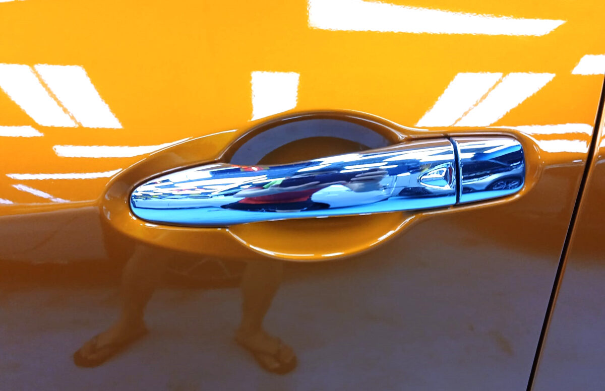 Front three-quarter view of the Nissan Kicks after coating.