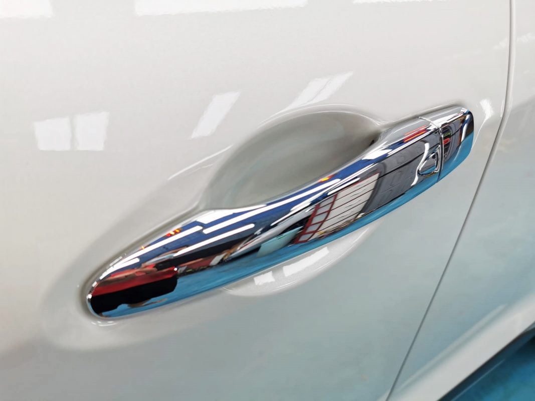Rear quarter of the Nissan Kicks, glossy and protected.