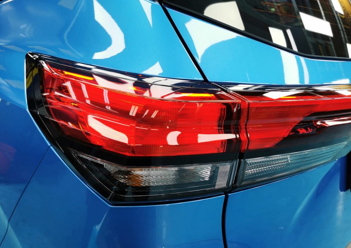 Side panel of the Nissan Note E-Power with the titanium finish locked in.