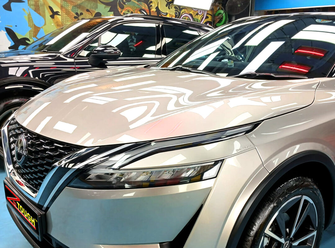 Side view of the Nissan Qashqai after the titanium coating.