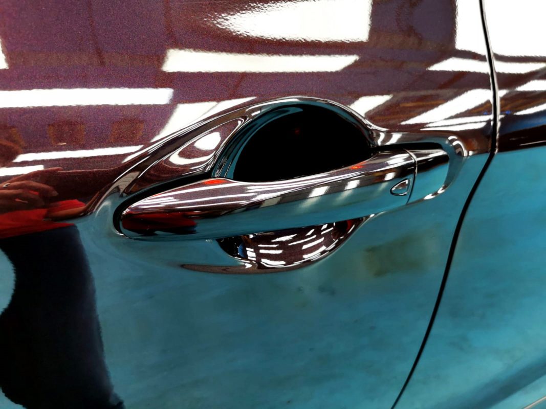 Front three-quarter view of the Nissan Qashqai after coating.