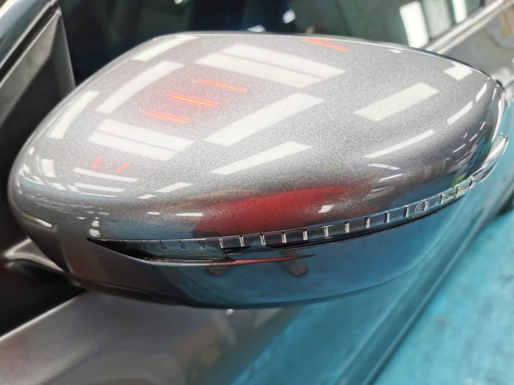 Side panel of the Qashqai with the titanium finish locked in.