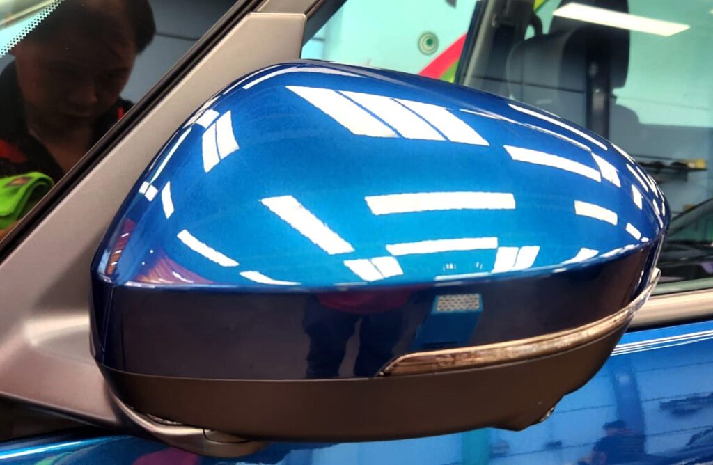 Detail of the Serena's bodywork sealed with ZeTough Titanium.