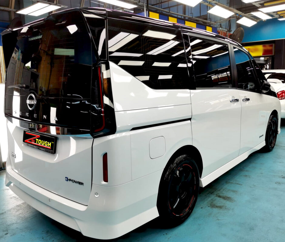 Wheel and arch detail on the freshly coated Nissan Serena.