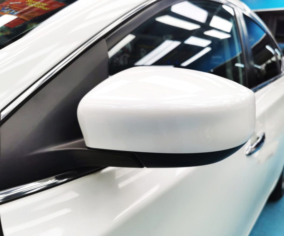 Side panel of the Sylphy with the ceramic finish locked in.