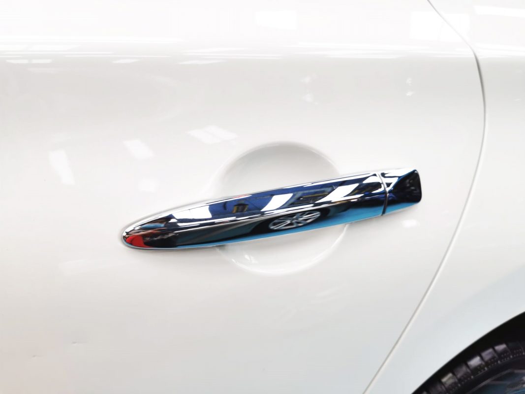 Rear quarter of the Nissan Sylphy, glossy and protected.