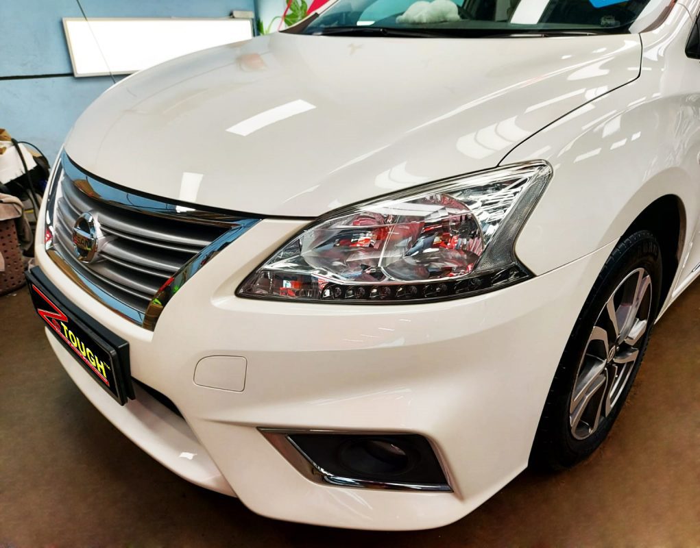 The Nissan Sylphy from a side angle after the titanium coating.