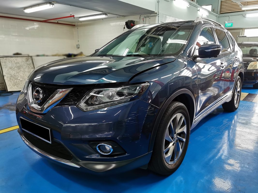The Nissan X-Trail as it arrived at Revol Carz before the respray.
