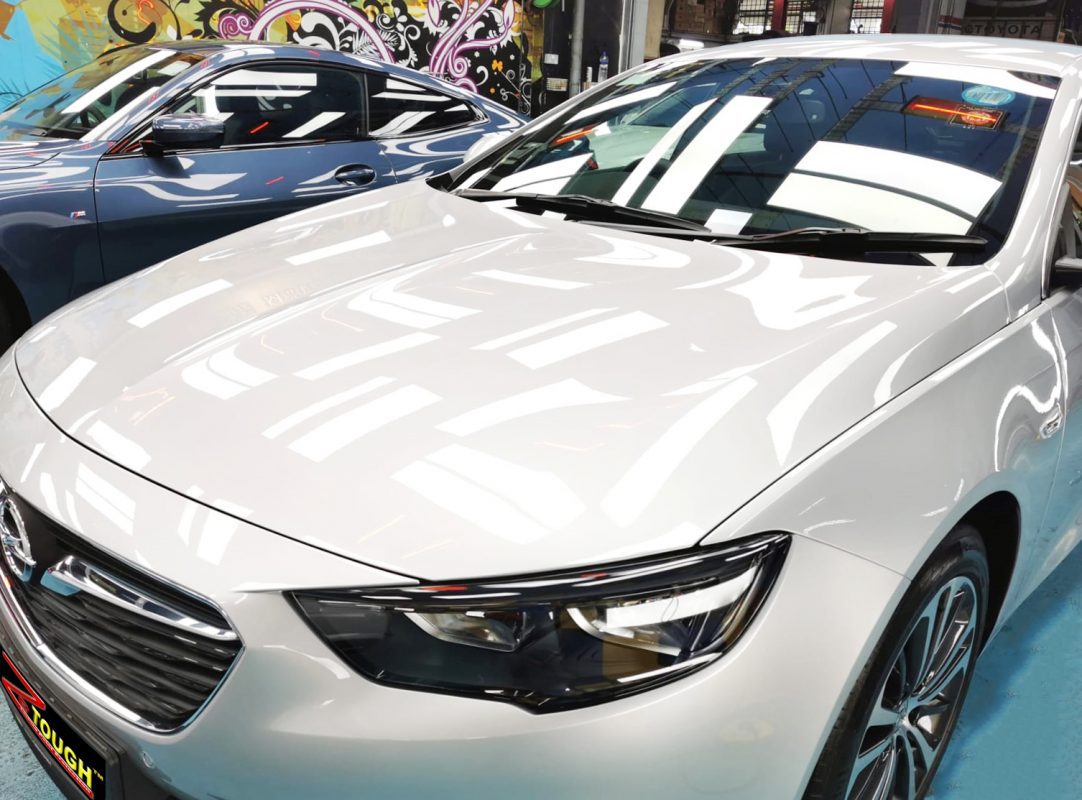The Opel Insignia Grandsport from a side angle after the ceramic coating.