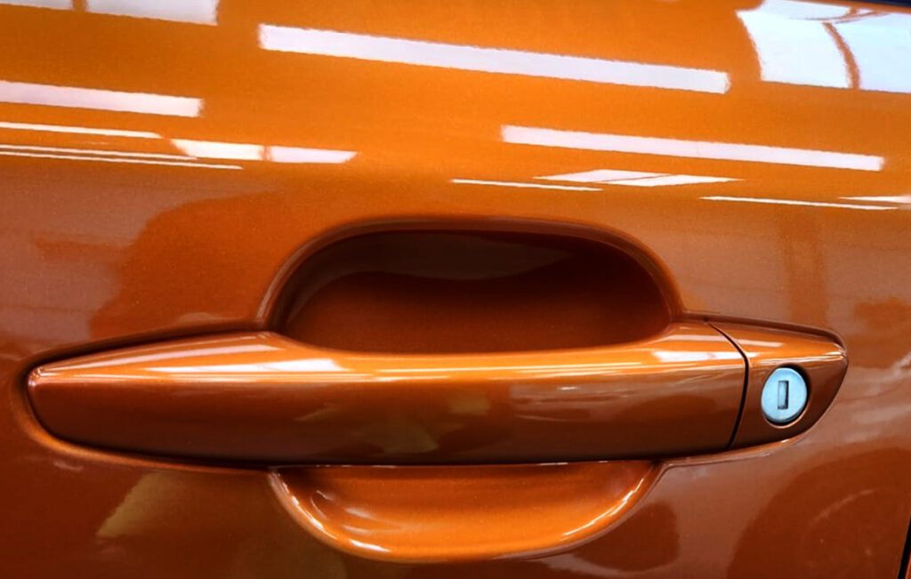 Side panel of the 2008 with the ceramic finish locked in.