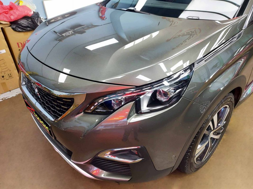 The Peugeot 3008 Allure from a side angle after the ceramic coating.