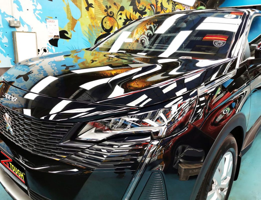 The Peugeot 3008 from a side angle after the titanium coating.