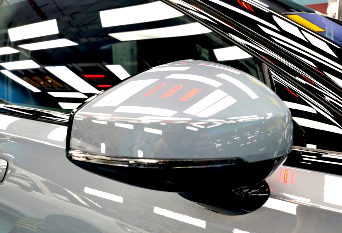 Detail of the Polestar 2's bodywork sealed with ZeTough Titanium.
