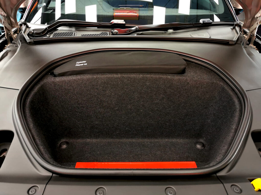 Detail of the Polestar 2's bodywork sealed with ZeTough Titanium.