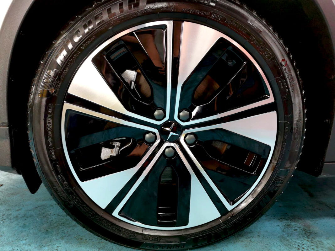 Front of the Polestar 2 after the titanium treatment.