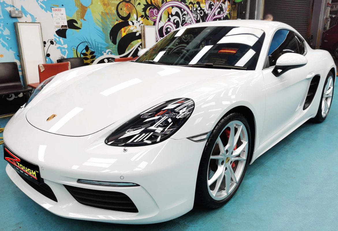 Porsche 718 Cayman, sealed with ZeTough Ceramic at Revol Carz.