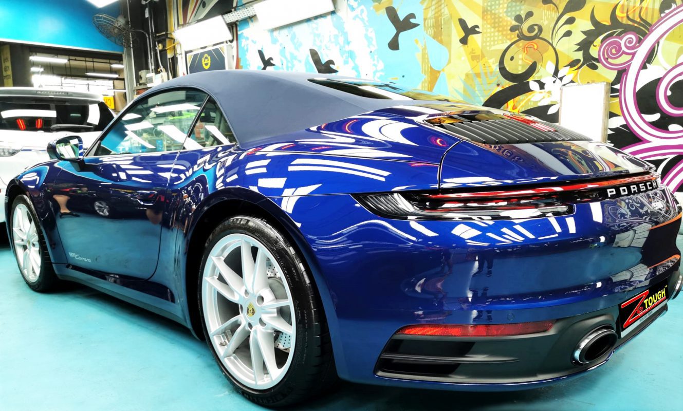 Front three-quarter view of the 911 Carrera Cabriolet after coating.