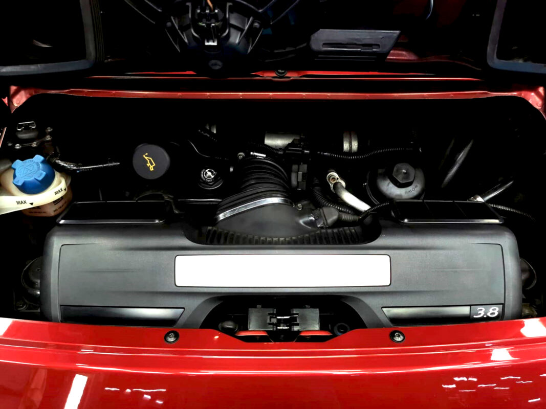 Front three-quarter view of the Porsche 911 Carrera S, freshly coated.