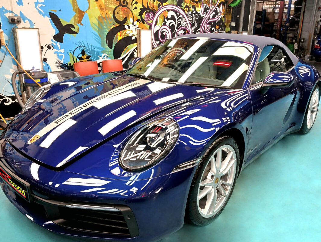 Porsche 911 Carrera, sealed with ZeTough Ceramic at Revol Carz.