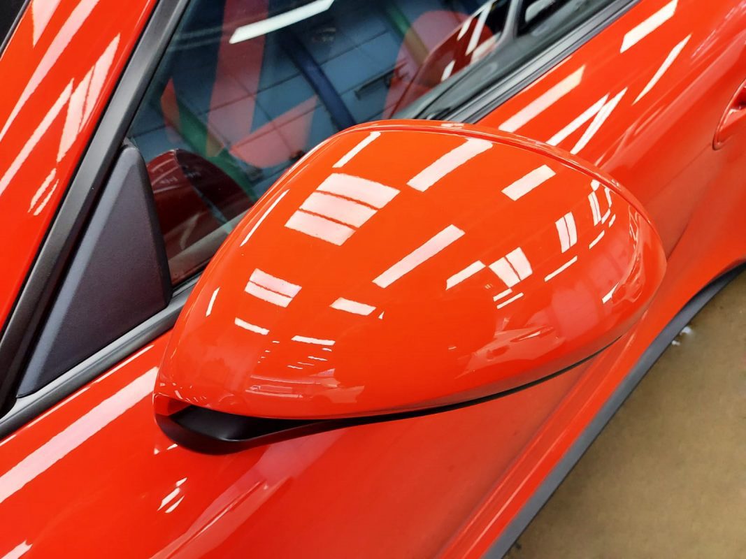 Side panel of the 911 GT3 RS with the ceramic finish locked in.