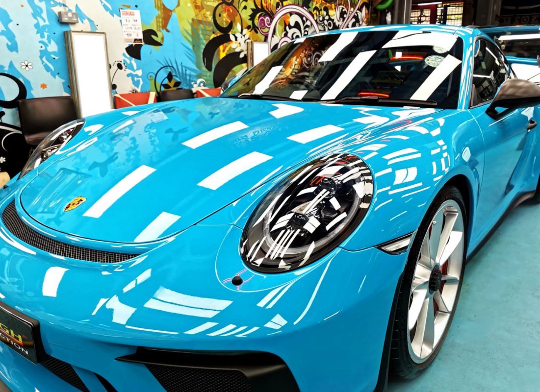 The Porsche 911 from a side angle after the ceramic coating.