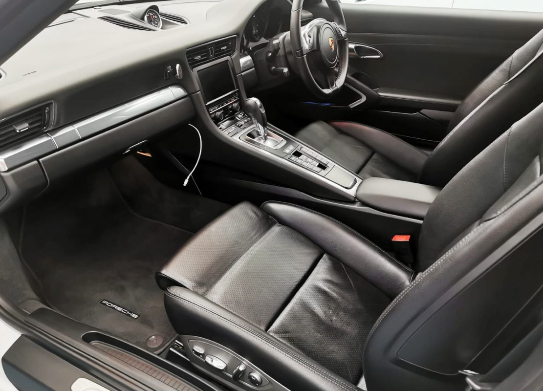 The Porsche 911 in the workshop, freshly coated.
